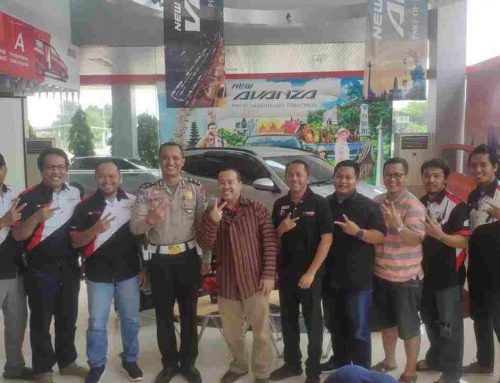 Partisipasi Velozity East Java Chapter (VEJC) di sosialiasi safety driving for business woman bersama Auto 2000 Manyar Gresik